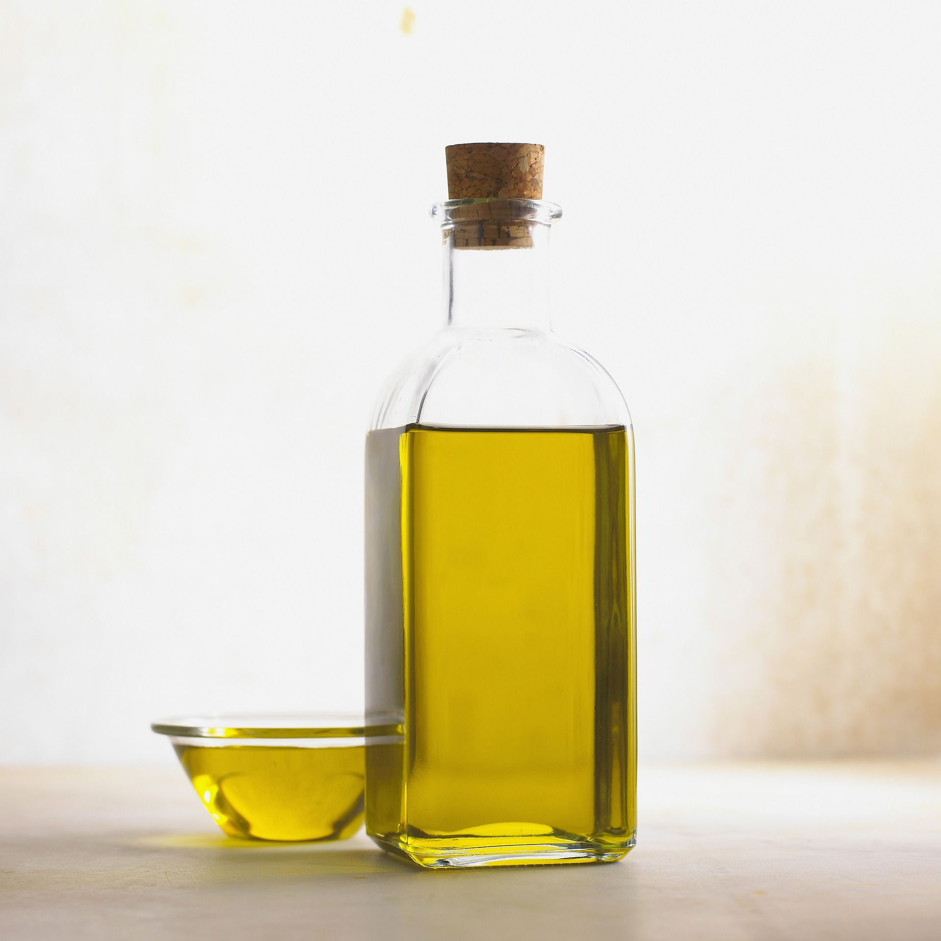 olive oil g1b92f7a4a 1920